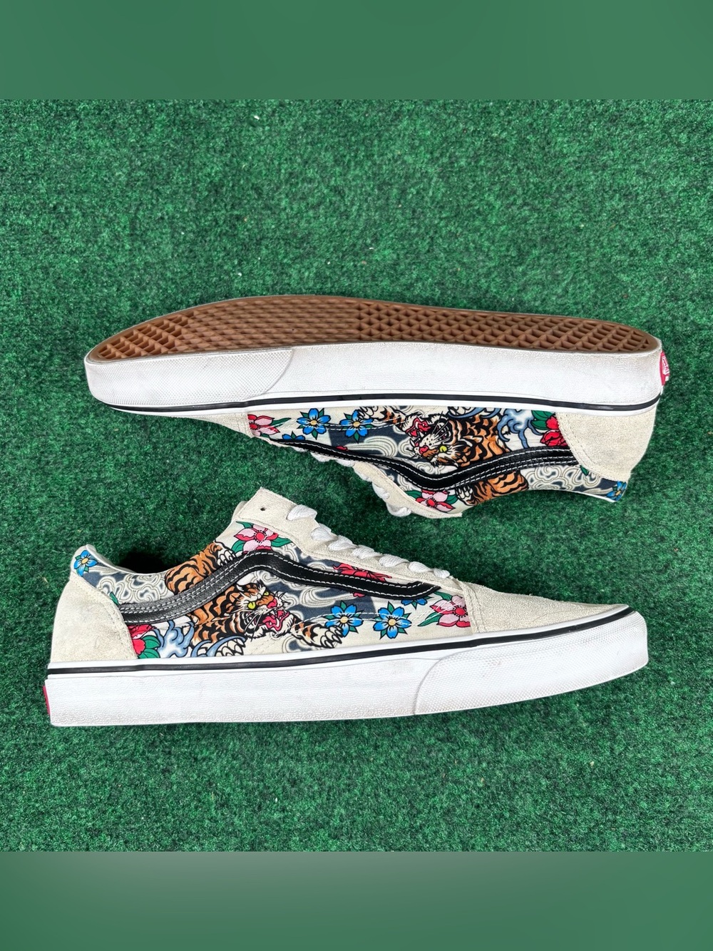 VANS Old Skool Tiger Floral Canvas Suede Men's Sneaker - Size 12